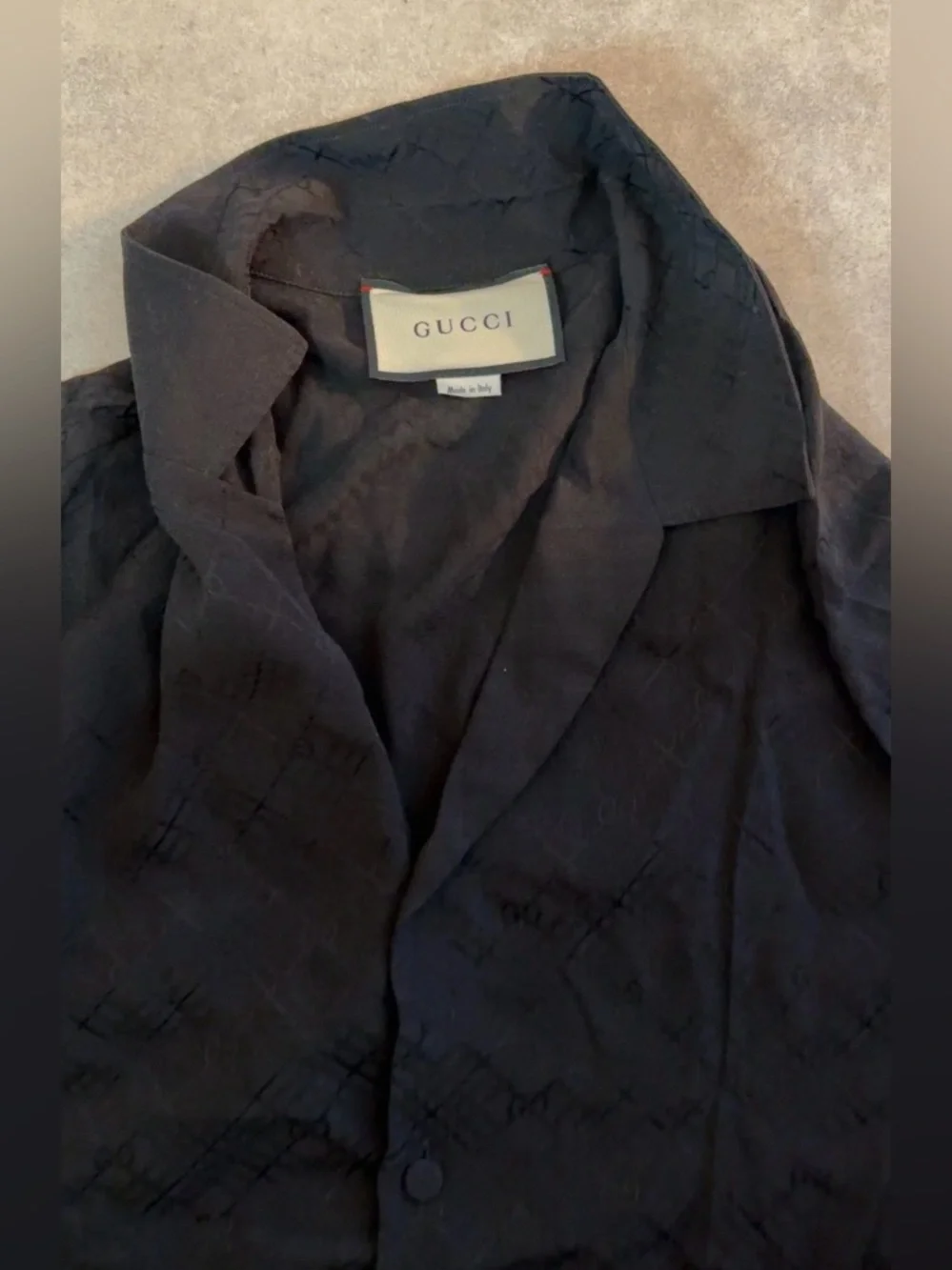 Silk shirt by Gucci